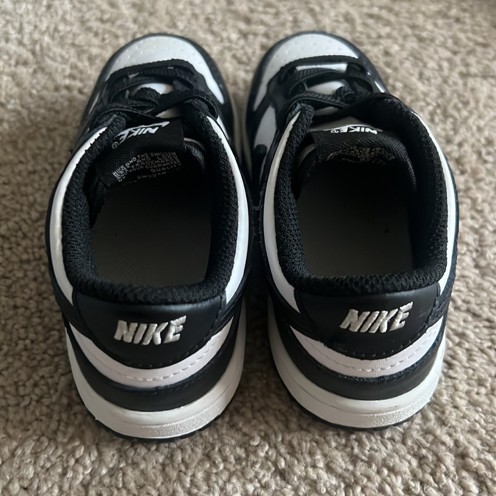 Toddler boy Nike dunks size 8c - Picture 3 of 5